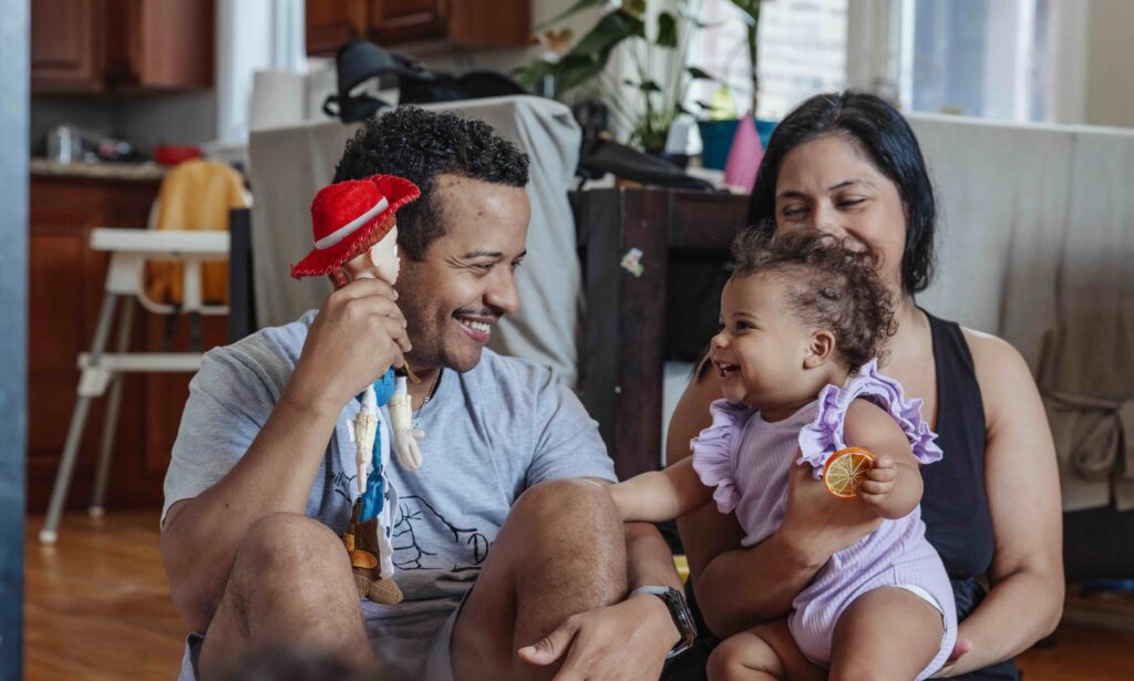 Chicago family in home winter session