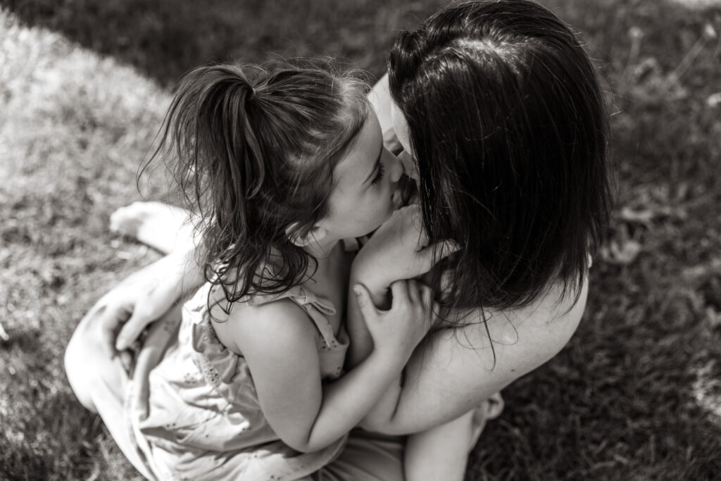 Chicago family photographer with daughter