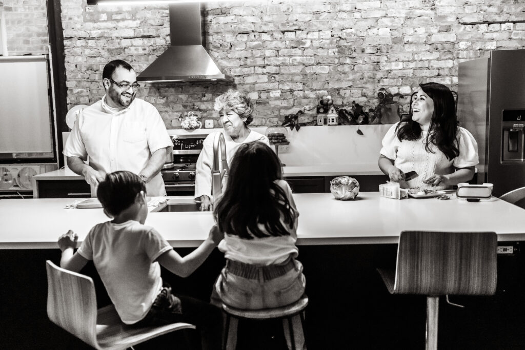 Chicago family session cooking together in the kitchen by Taylor Lynn Studios